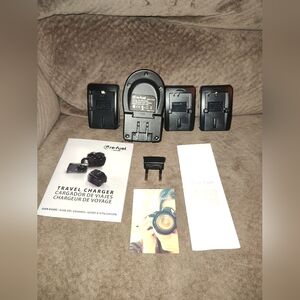 DigiPower Refuel Digital SLR Travel Charger for Canon DSLR Cameras